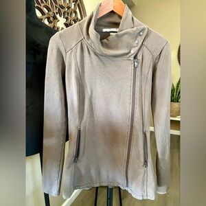 Athleta Taupe Athletic Wear